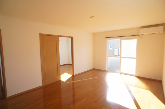 文京壱番館の居間・リビング