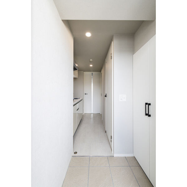 ザ・ラウンジ大須の玄関