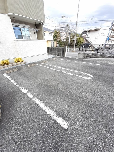 シャロン　ウィンドウの駐車場|駐車場