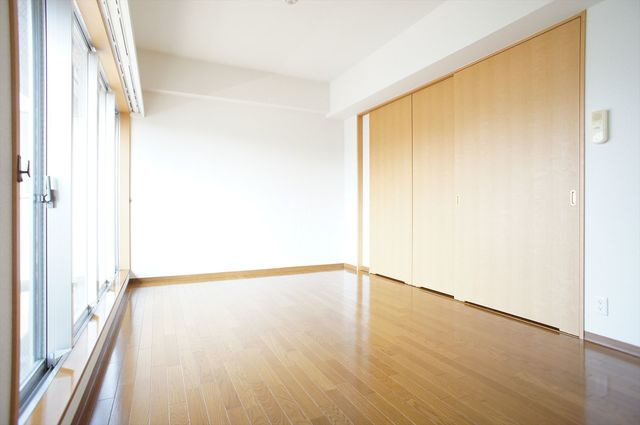 マリンパレス登戸の寝室|洋室