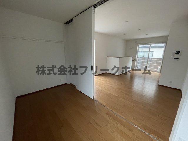 武蔵野市境南町２丁目のアパートの寝室