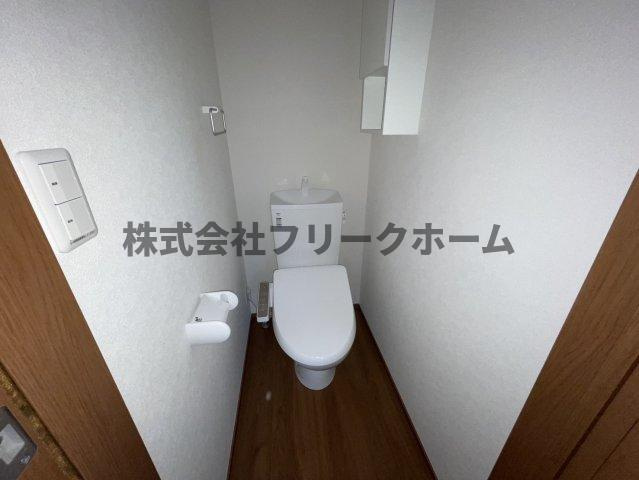 武蔵野市境南町２丁目のアパートのトイレ