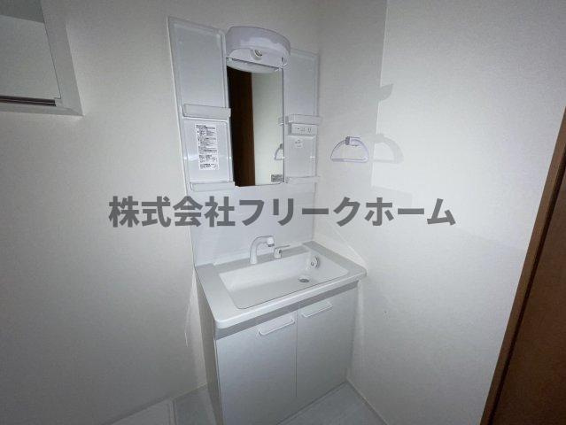 武蔵野市境南町２丁目のアパートの洗面所