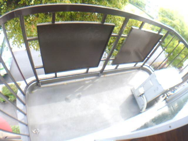 津の峰マンションのバルコニー