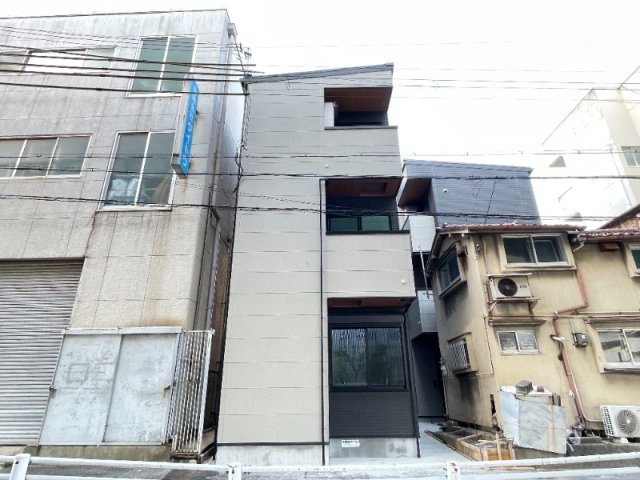 C-GRID脇浜の外観