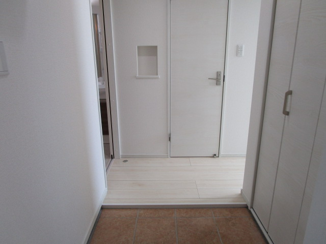 ラルーチェ（La Luce）の玄関