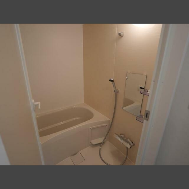 アークメゾン王子公園の浴室