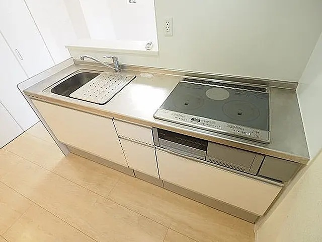 CERISE岡本（スリーズ岡本）のキッチン