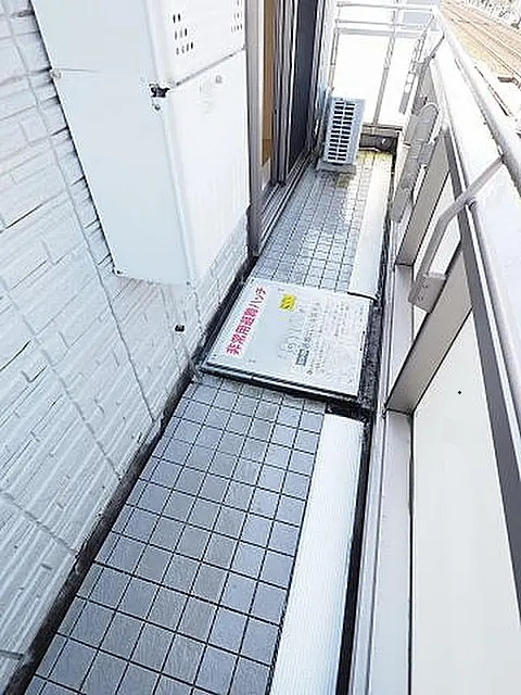 CERISE岡本（スリーズ岡本）のバルコニー