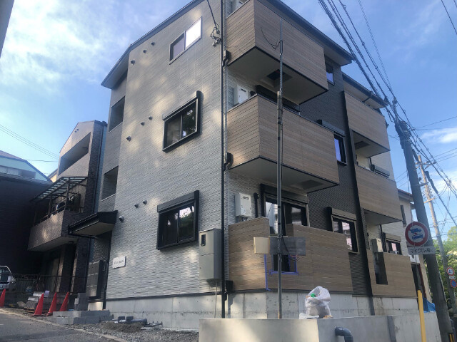 NET-K大倉山アークの外観