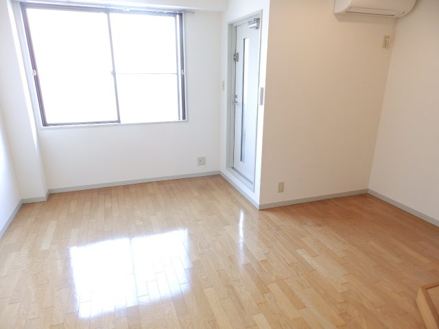 Ｋ＆Ｙコートの居間・リビング