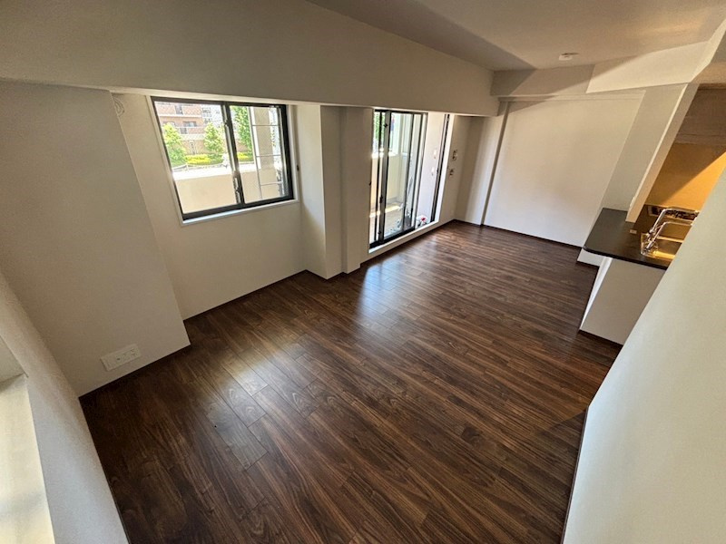 ワコーレ神戸本山中町の居間・リビング