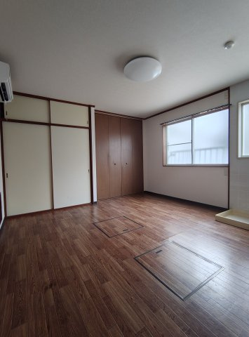 エーコープラッツの居間・リビング