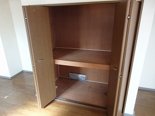 オオギビルの収納