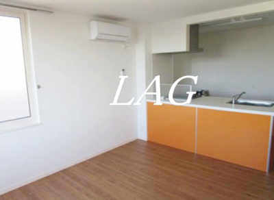 【居間・リビング】 | ル・トゥールモンド | 洋室のお部屋です。