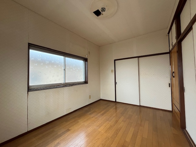 楠風台貸家の洋室