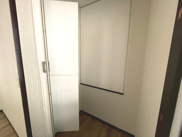 百船町1棟貸事務所の内装