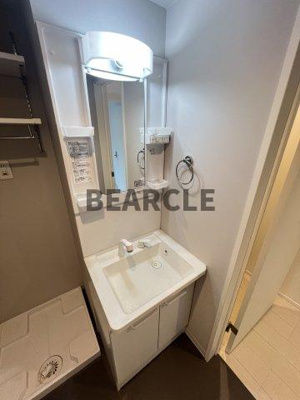 【洗面所】 | サンロイヤル深草