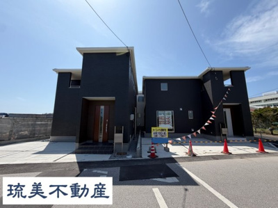 【外観】 | うるま市高江洲（全3棟） | ※1・2号棟　並列駐車2台完備♪