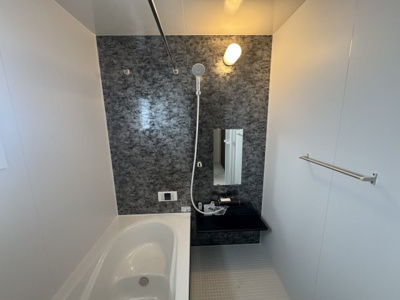 【浴室】 | うるま市高江洲（全3棟） | 1号棟　浴室換気乾燥機付き♪