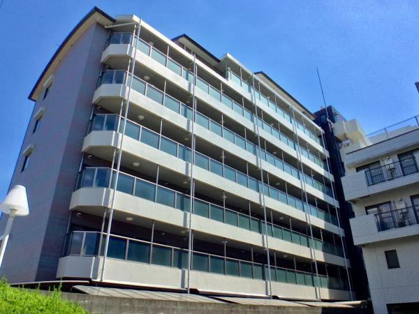 府中市府中町１丁目の賃貸マンションの外観