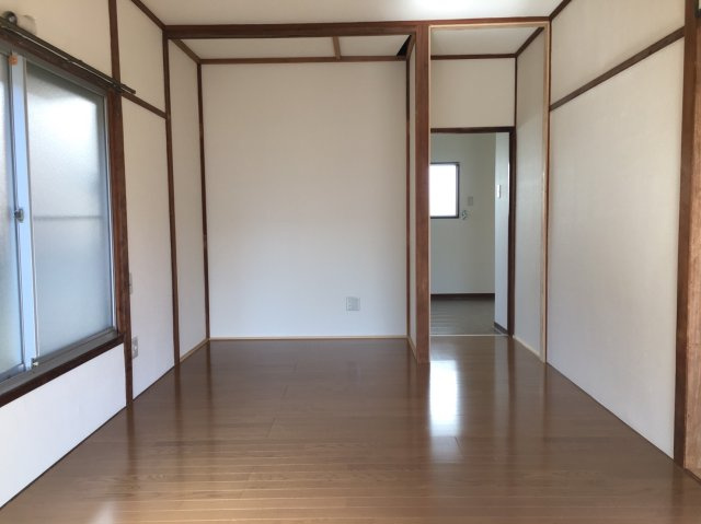 桐生市広沢町５丁目の一戸建ての居間・リビング