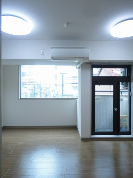 プレール本駒込の居間・リビング