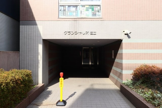 グランシャリオ国立のエントランス