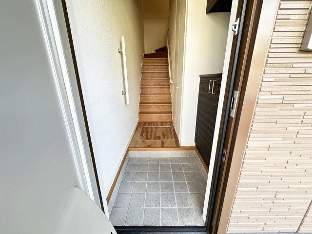 シャーメゾン クレストの玄関