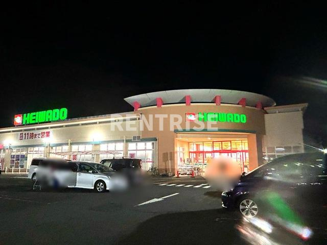 グランチェスタ ＥＡＳＴの駐車場|平和堂 牛野店 1.5km