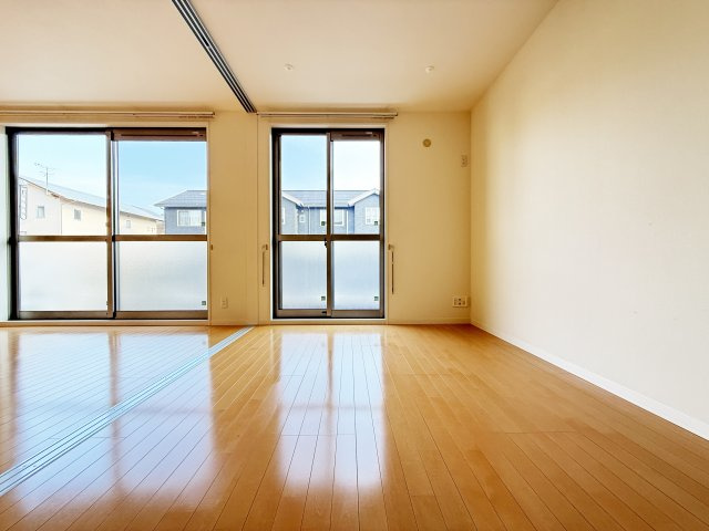 シャーメゾン中久万の居間・リビング