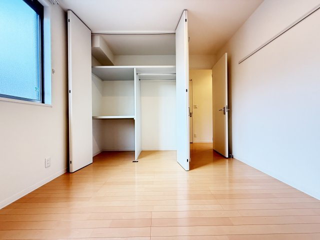 シャーメゾン中久万の外観