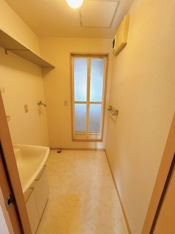 メゾン大手西棟のその他