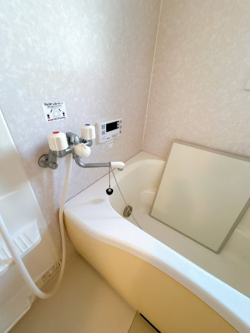 メゾン大手西棟の浴室