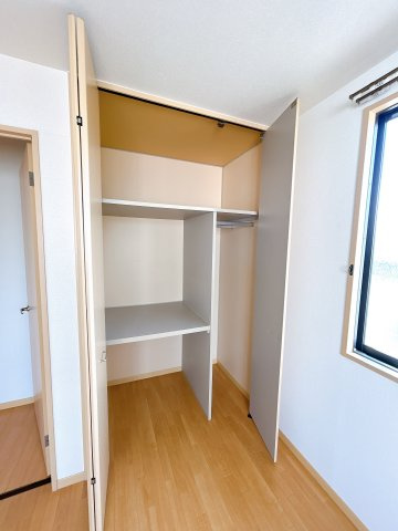 メゾン大手西棟の収納