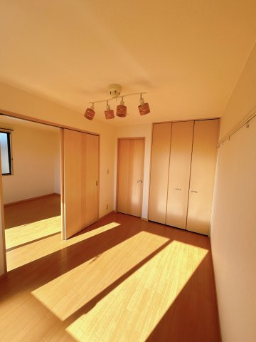 メゾン大手西棟の収納