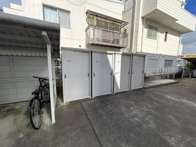 メゾン大手西棟のその他共用部分