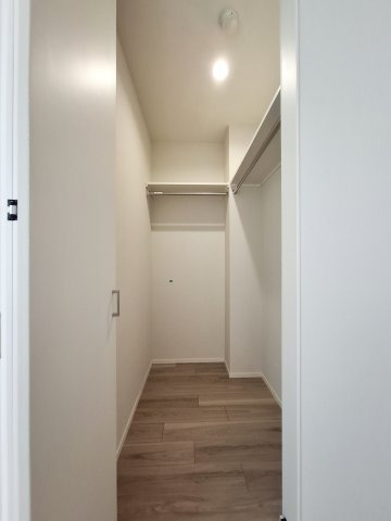 ディアマン・サフィールの収納|ウォークインクローゼット