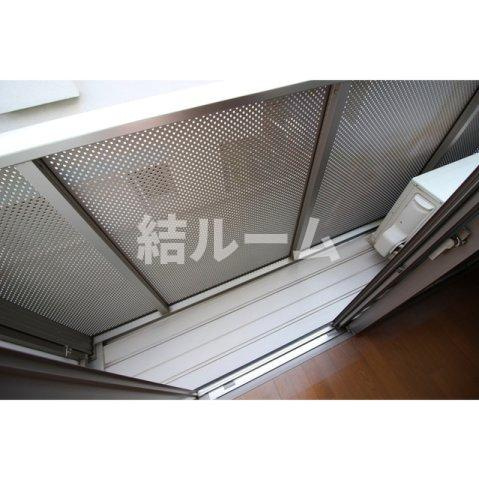 練馬区桜台５丁目のアパートのバルコニー
