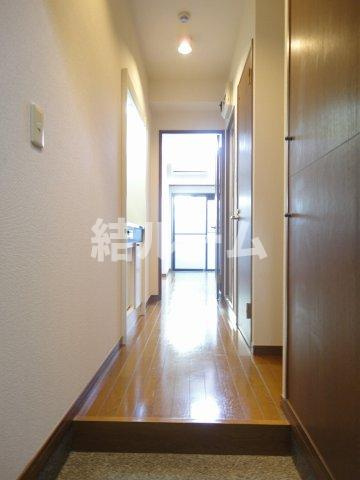 練馬区練馬１丁目の賃貸マンションの玄関|別号室参考写真