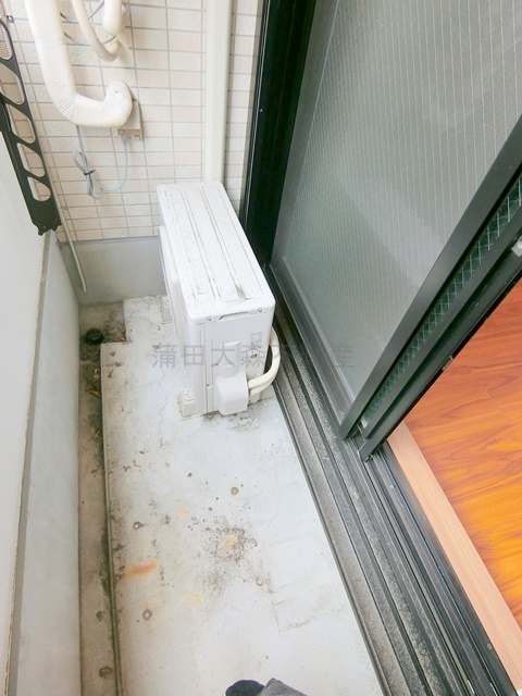 第75シンエイビルのバルコニー