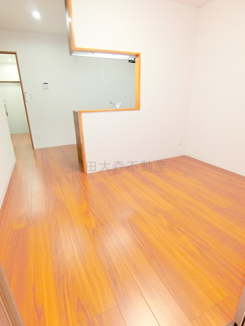 第75シンエイビルの居間・リビング|LDK9帖