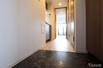 【玄関】 | S-RESIDENCE鶴舞駅前 | きれいな玄関です