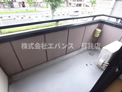 【バルコニー】 | フォレストあおば | 広々としたバルコニーです