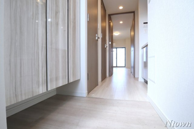 【玄関】 | S-RESIDENCE鶴舞Ⅱ | 明るい玄関です