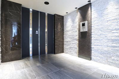 【エントランス】 | S-RESIDENCE鶴舞Ⅱ | 清潔なエントランスです