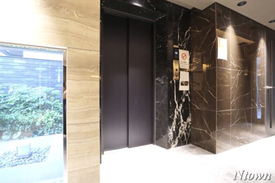 【ロビー】 | S-RESIDENCE鶴舞Ⅱ | 毎日通るロビーはこのようになっています