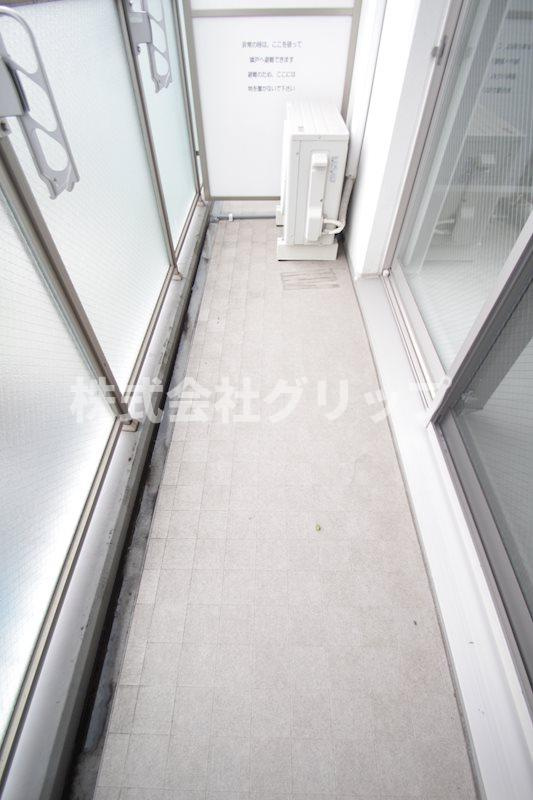 SYNEX横濱阪東橋Ⅱのバルコニー