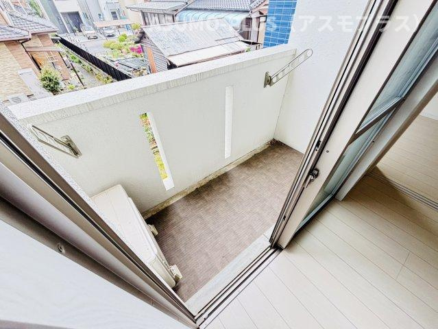  LIFEFIELD桜台のバルコニー|別号数タイプ