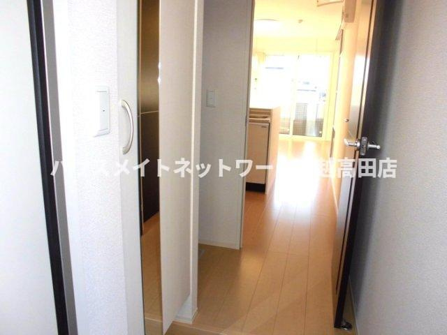グランシャリオ Ａ棟の玄関|玄関